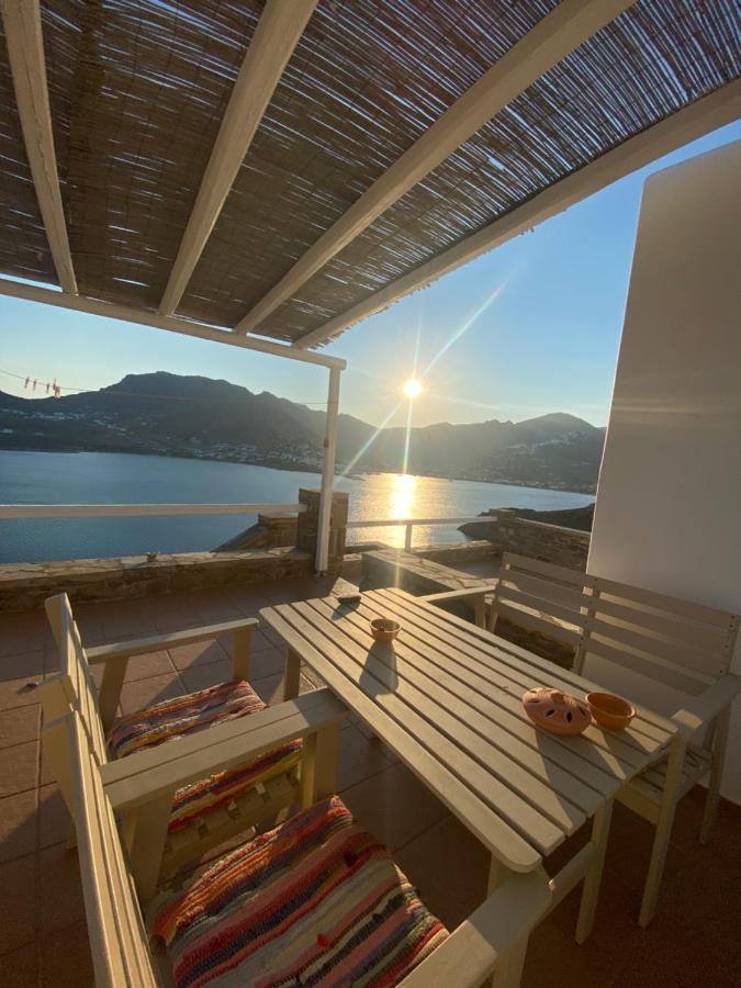 Astra Serifos Livadi  Esterno foto
