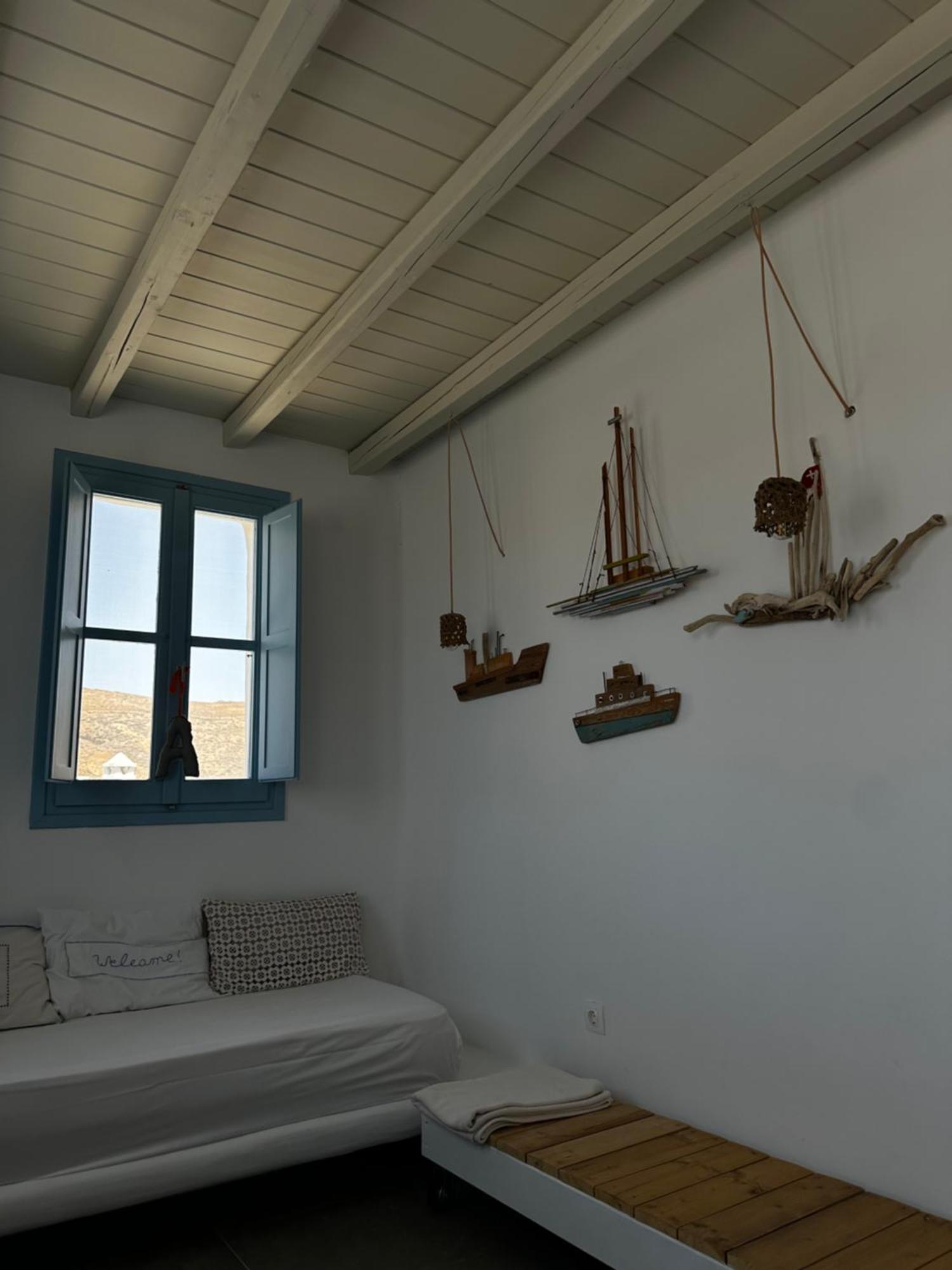 Astra Serifos Livadi  Esterno foto